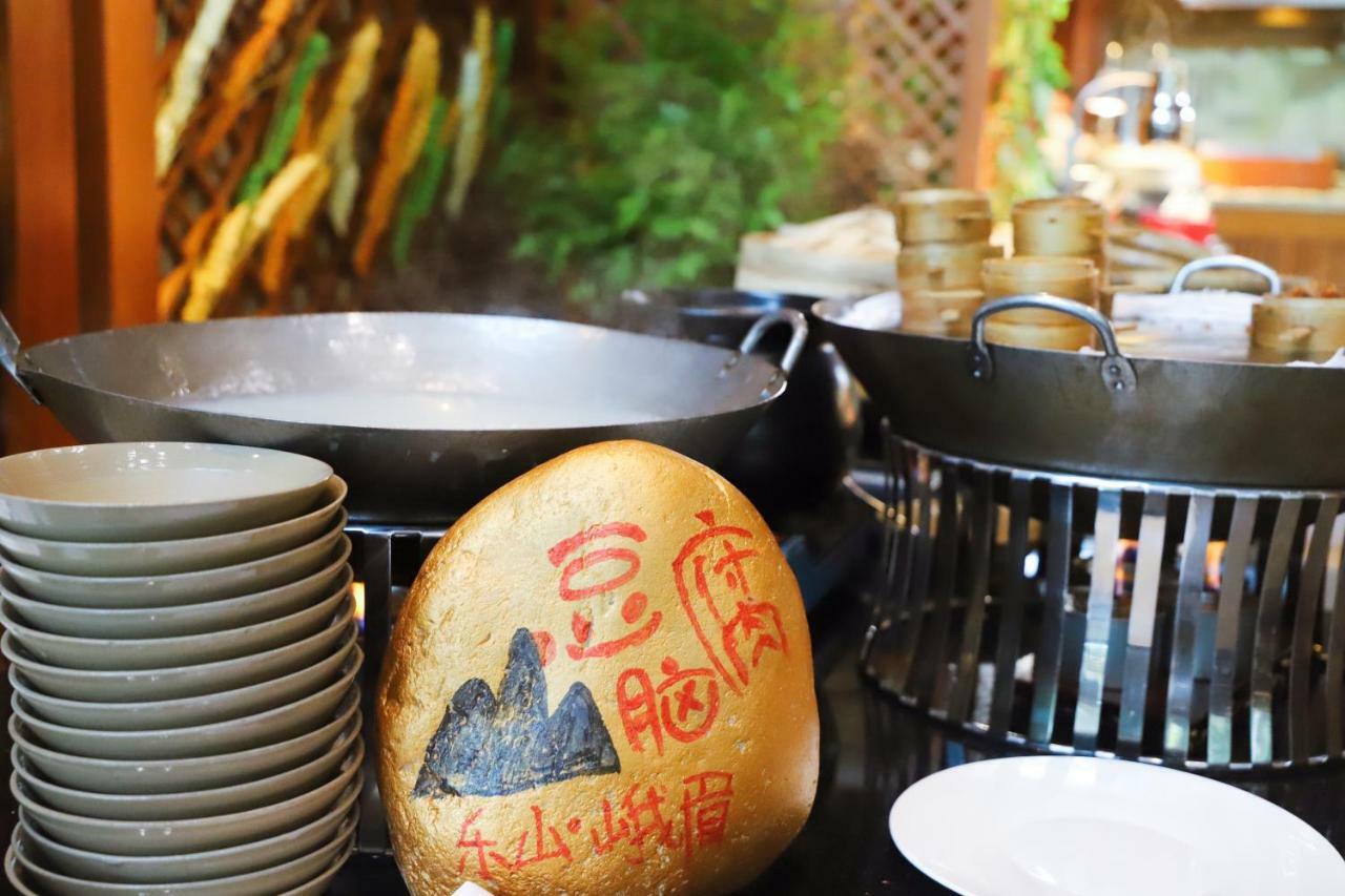Jz Hotel Emei Emeishan Exteriör bild